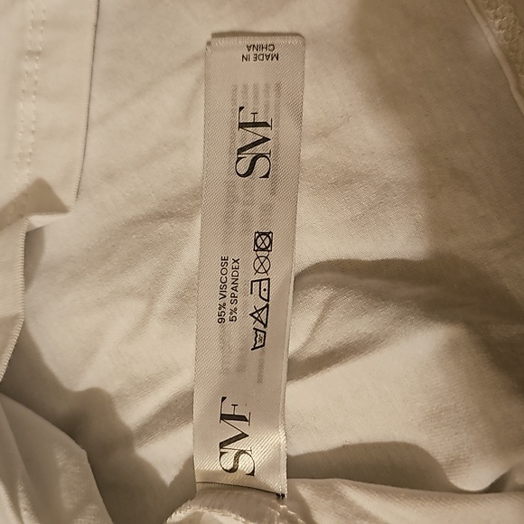 White Puff Sleeve Stretch Top SMF Studio Collection X-Large NWT $39 - Picture 4 of 8
